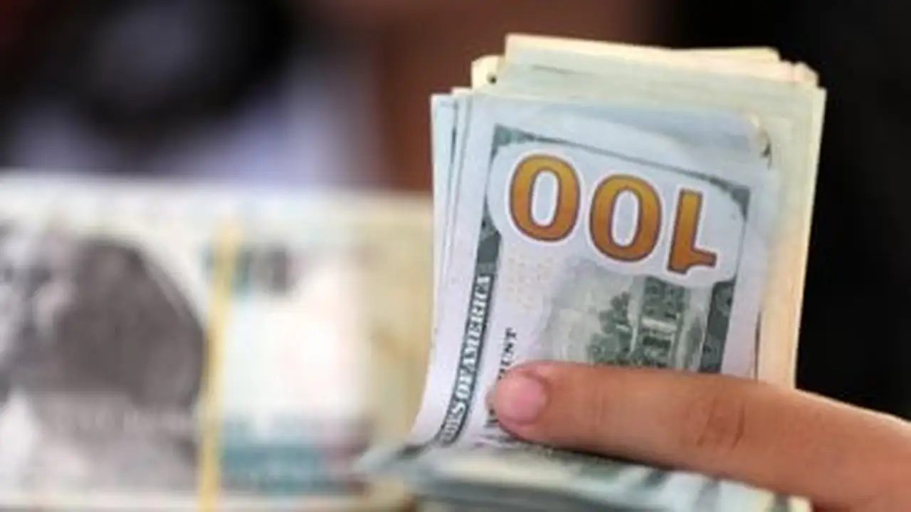 تحركات سعر الدولار مقابل الجنيه في بنك مصر خلال تعاملات الأحد